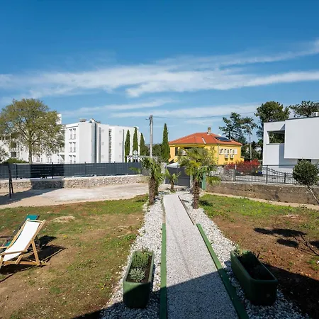 Malinka Private Pool 150m To Garden & Bbq וילה *